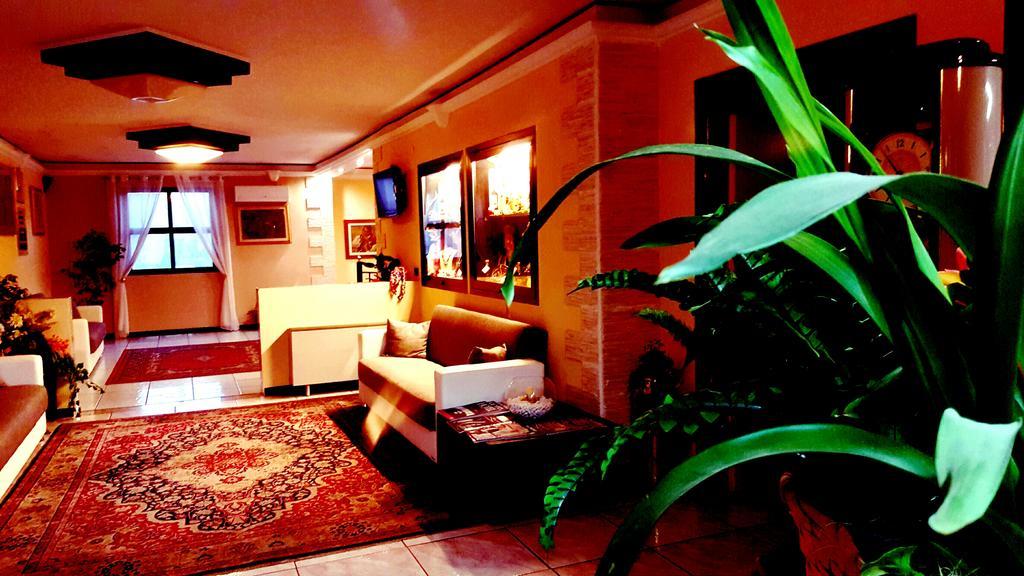 Hinterland Hotel Quartu SantʼElena Dış mekan fotoğraf